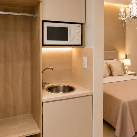 Chrissi-renovated 2026, Just 20m From The Apartment *