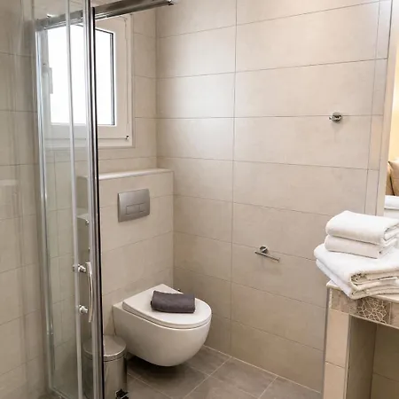 Chrissi-renovated 2026, Just 20m From The Διαμέρισμα *