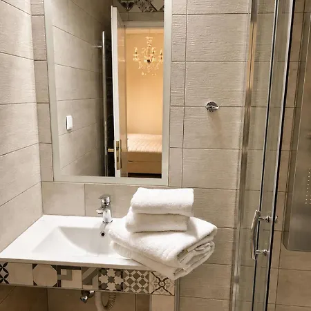 Διαμέρισμα Chrissi-renovated 2026, Just 20m From The *